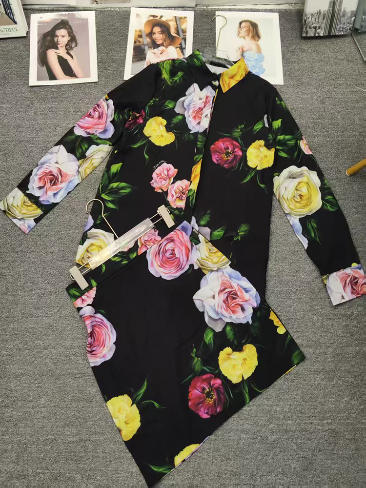 Retro flower print long-sleeve - Romper Floral Print のレビューと価格